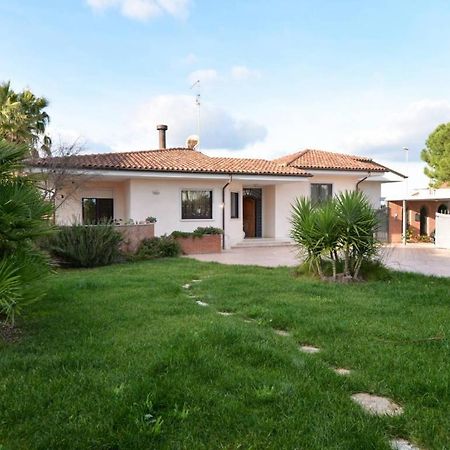 B&B Guarini Casamassima Bagian luar foto